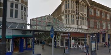 Plan to borrow £8m to fund arcade flats go forward