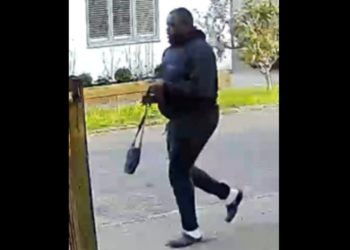 Man suffers serious injuries in stabbing