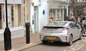 Hundreds more electric car charging points go live