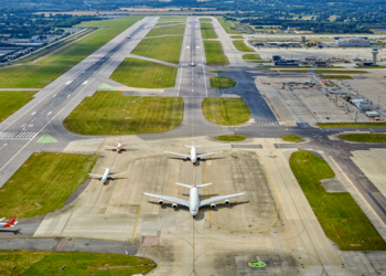 Baggage handler given community order for stealing passenger’s iPad