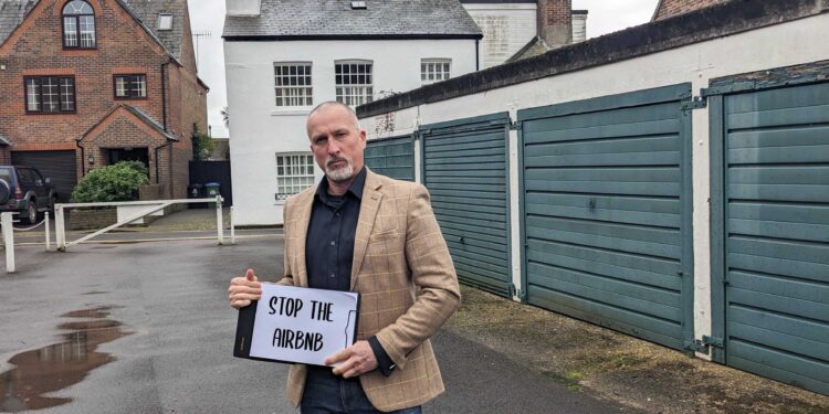 Council-run Airbnb plans scrapped after costs soar