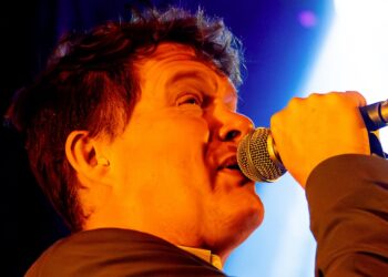 Electric Six hit purple patch with ‘Turquoise’