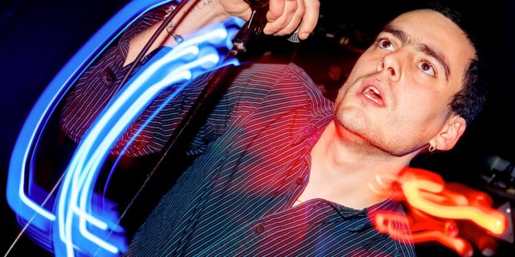 DAMEFRISØR at The Hope & Ruin, Brighton 6.12.23 (pic Sara-Louise Bowrey) DAMEFRISØR play blinding set at new music night in Brighton