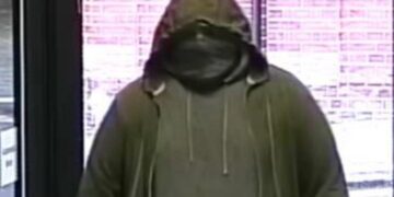 Would-be bank robber thwarted