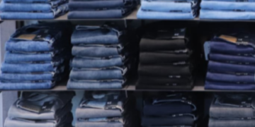 Burglar makes off with 50 pairs of jeans