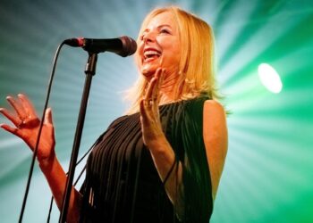 Altered Images to ‘Bite’ back at Brighton concert
