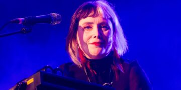 Slowdive kick off UK tour with Brighton concert – Review from the balcony