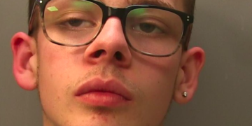 Man jailed for raping teenager in park in Hove