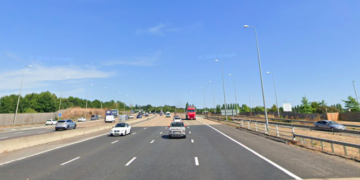 M25 braced for first ever planned full closure as drivers warned of long delays and told to only travel if necessary