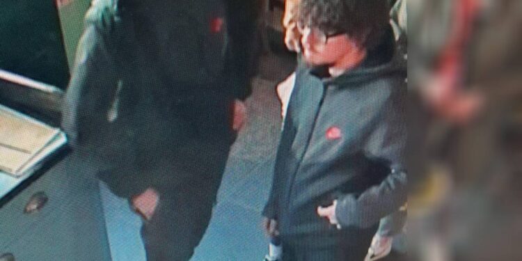 Two bike theft suspects caught on camera