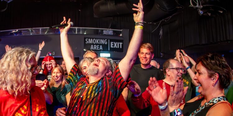 It’s ‘Vive Le Rok’ with ‘Disco Misfits’ Pop Will Eat Itself