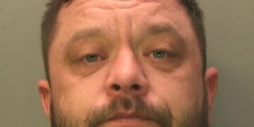 Man jailed for robbery at knifepoint