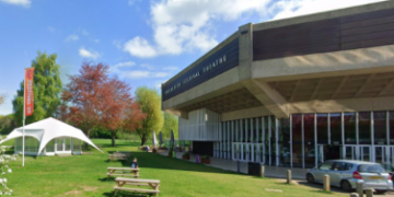 West Sussex theatre bandstand gets permission for year-round usage
