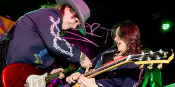 Go-Go’s Kathy Valentine brings The BlueBonnets to Brighton