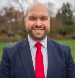 West Sussex MP to step down from council