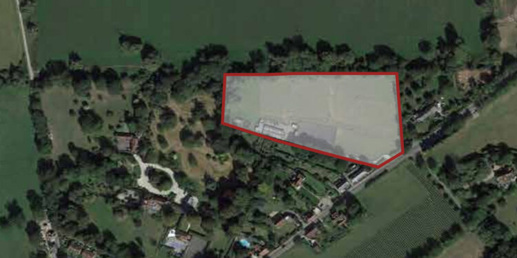 Decision delayed on stable demolition for housing development near Chichester