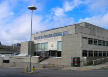 Court remands man charged with strangling a woman