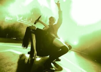 Confidence Man announce hybrid live shows with added chaos!