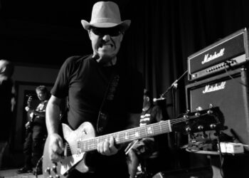 Grit your teeth as Peter And The Test Tube Babies announce annual Xmas gigs