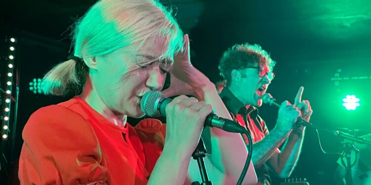 Prolapse at The Con Club, Lewes 27.9.24 (pic Ben 'Jerry' Robinson) Prolapse play a mixture of punk rock, krautrock and shoegaze