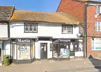 Steyning newsagents alcohol licence suspended for underage sales
