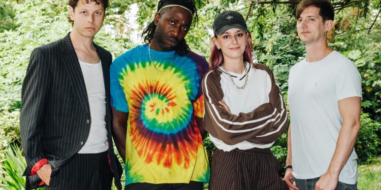 Bloc Party Bloc Party to play ‘On The Beach’ in Brighton