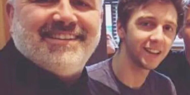 £10k reward for information about missing father and son