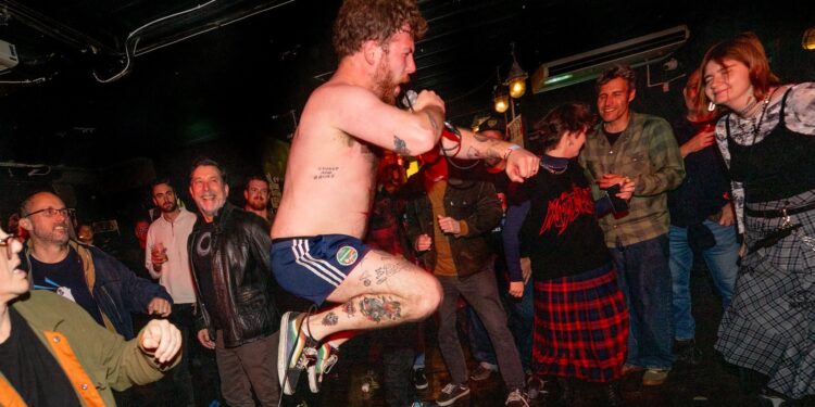 Wife Swap USA at 'Mutations' festival, Brighton 8.11.24 (pic Sara-Louise Bowrey) ‘Mutations Festival’ – Part Two (Friday 8th November)