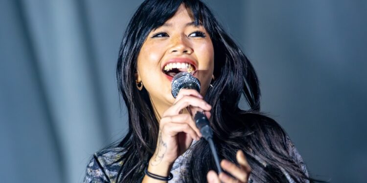 Beabadoobee at Brighton Dome 19.11.24 (pic Cris Watkins) Beabadoobee puts on a splendid show in Brighton