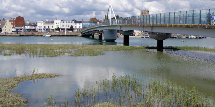 Shoreham footbridge to close for repairs next week