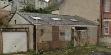 Abandoned bakery must be spruced up, council orders