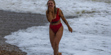 Danger warning for Christmas Day swimmers