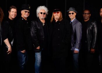 Toto heading out on tour as ‘Africa’ hits 10 million sales