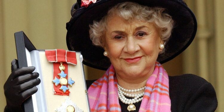 West End theatres to dim lights tonight for former Brighton star