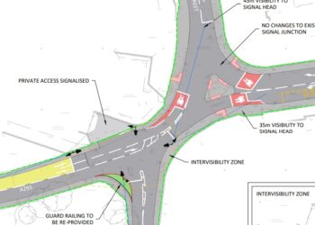 Let people move in before new traffic lights go in, new estate developer pleads