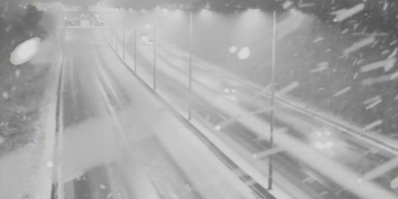 Snow blankets wide area of Sussex