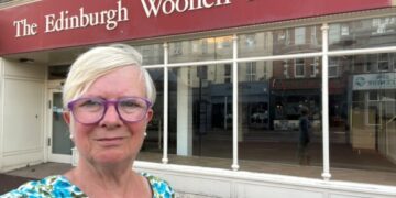 Empty shop to become community hub