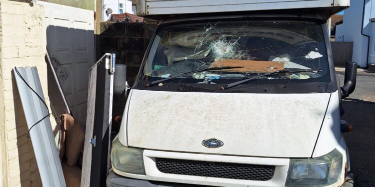 Dumped removals van costs man almost £3k in court bills