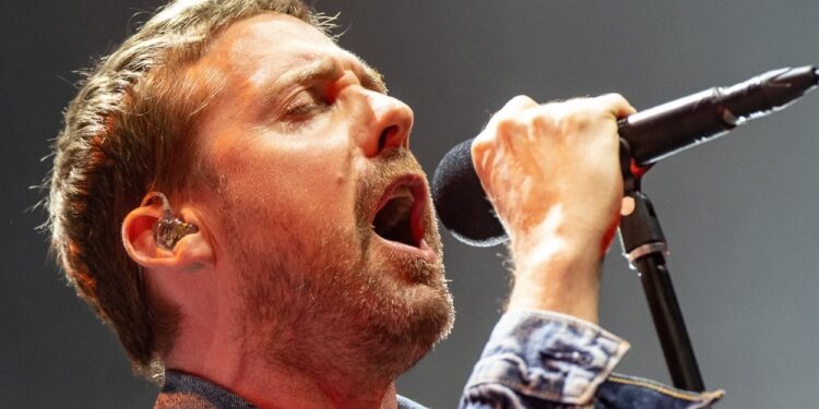 Razorlight, The Cribs, The Hoosiers, Master Peace & Westside Cowboy added to Kaiser Chiefs ‘On The Beach’ event