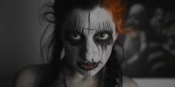 Pretty Addicted are offering ‘little dark hymns for the commune’