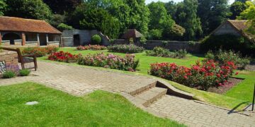 Council warns park cuts will mean more grass and fewer flowers