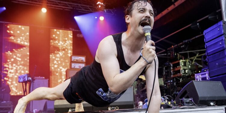 Pigs x7 getting ready to Chalk off another Brighton gig