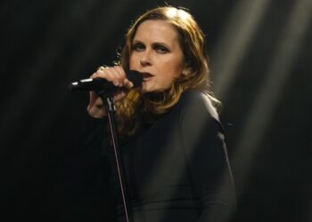 Brighton based Alison Moyet celebrates 40 years as a solo artist with local gig