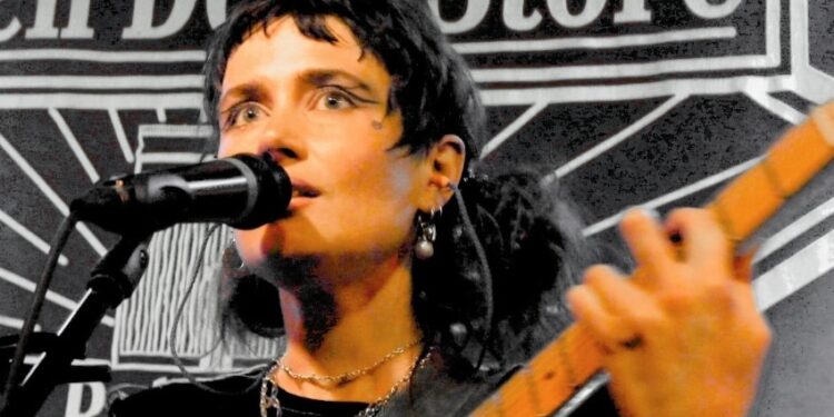 If PJ Harvey & Radiohead had a baby it would be Cordelia Gartside