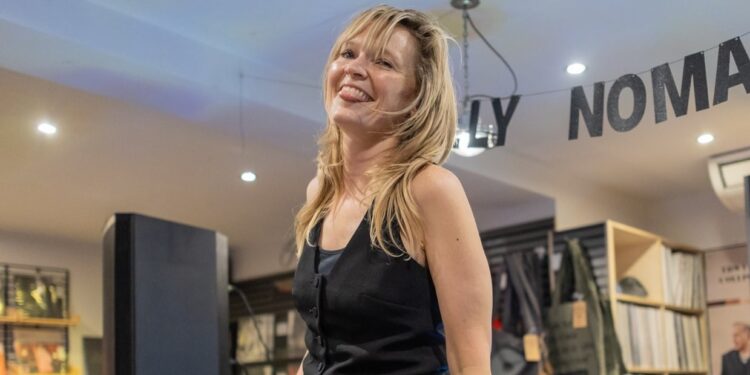 Billy Nomates play instore gig ahead of her September Brighton concert