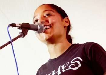 Glastonbury act English Teacher to play Brighton Dome