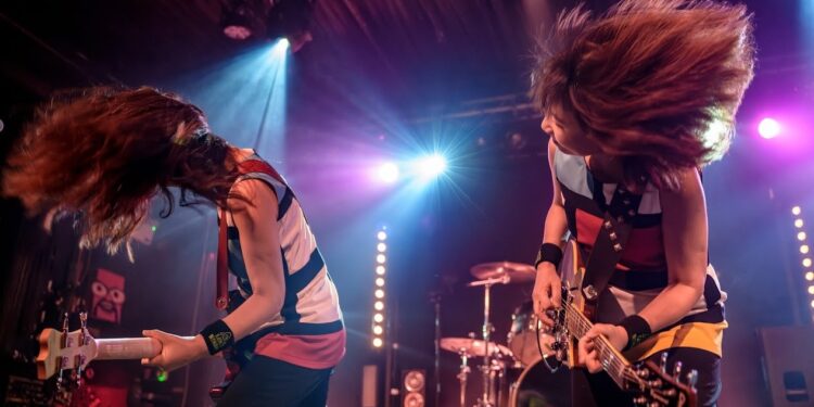 Shonen Knife perform ‘Sweet Candy Power’ songs