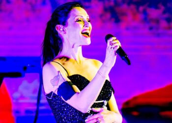 Sophie Ellis-Bextor performs another upbeat Brighton concert