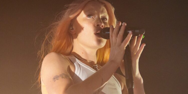 Wet Leg slap on the ‘Moisturizer’