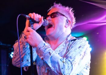 It’s ‘One Giant Love’ for Cud at Brighton concert